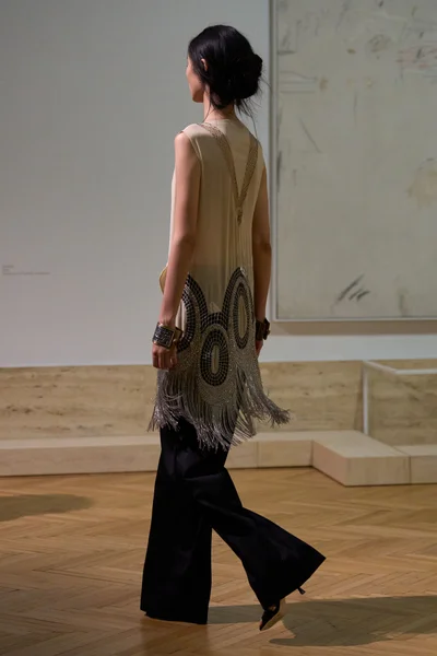 Look 73
